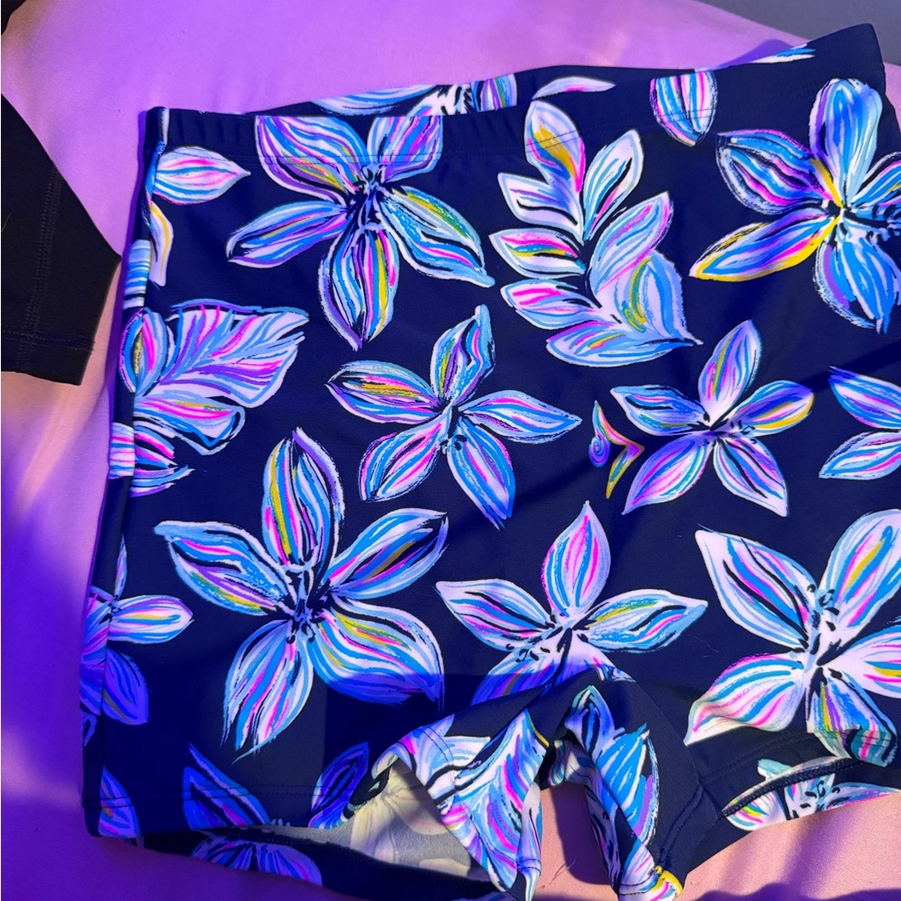 Floral Navy Women's Shorts